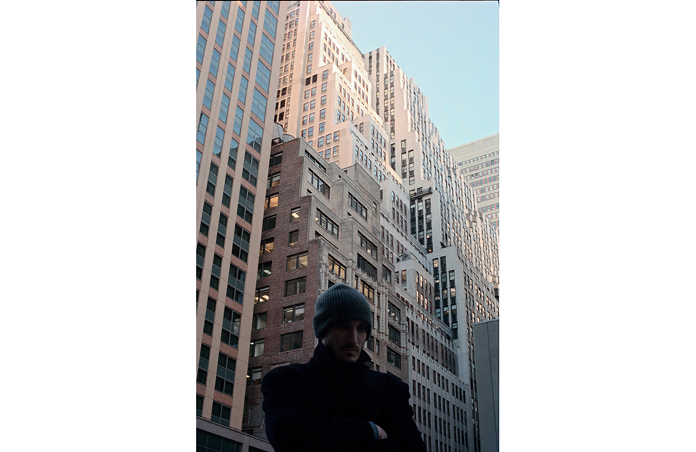 Sabine Meier, « Portrait of a man » : l’obscurité d’un corps