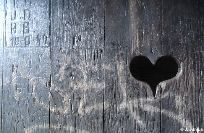 « Deux mi-dire qui ne se recouvrent pas »