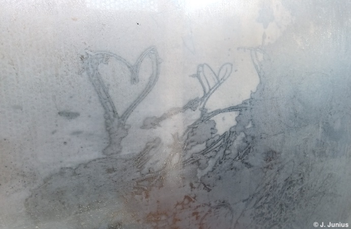 « Deux mi-dire qui ne se recouvrent pas »